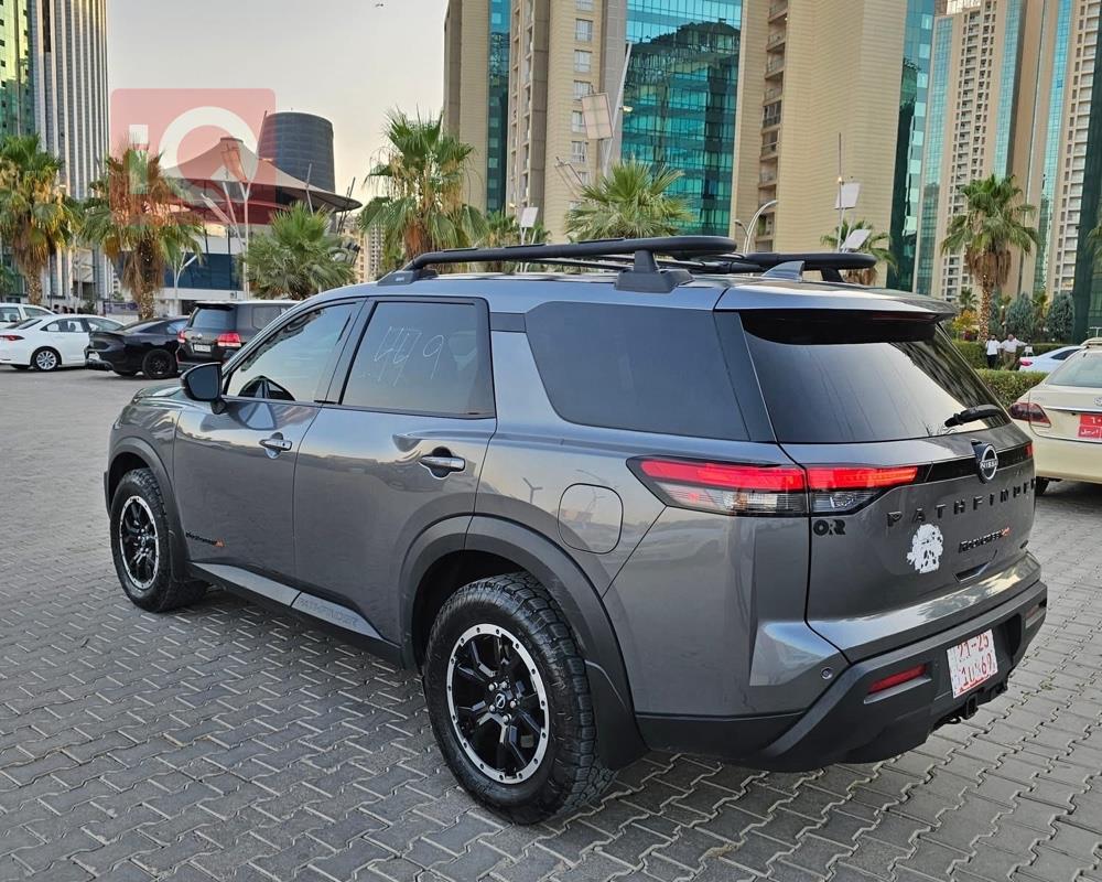 Nissan Pathfinder
